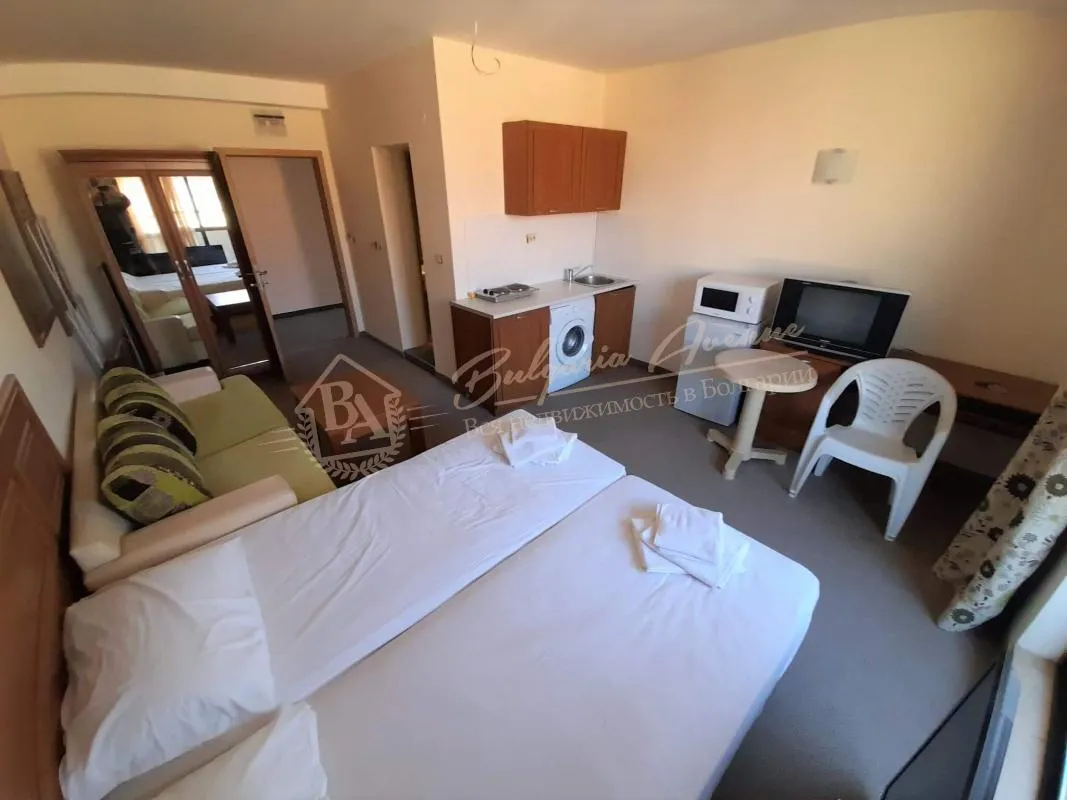 Большая студия в комплексе "Авалон" на Солнечном берегу