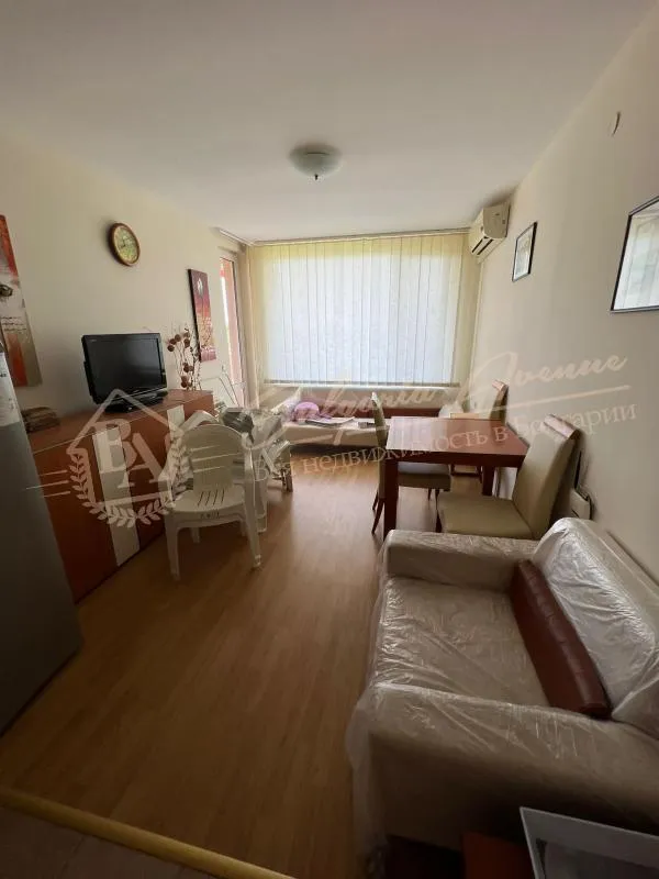 Трехкомнатный апартамент в комплексе Nessebar Fort Club, Солнечный Берег - вид на горы