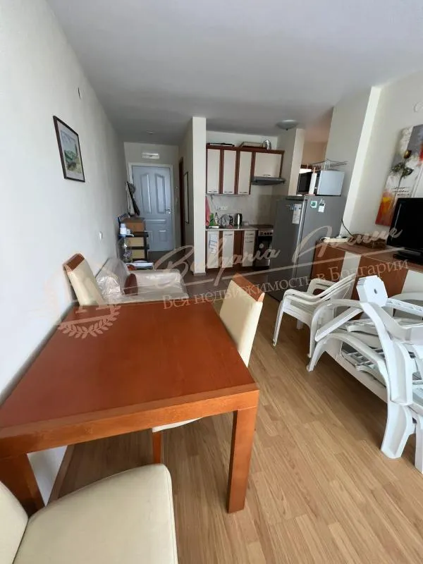 Трехкомнатный апартамент в комплексе Nessebar Fort Club, Солнечный Берег - вид на горы