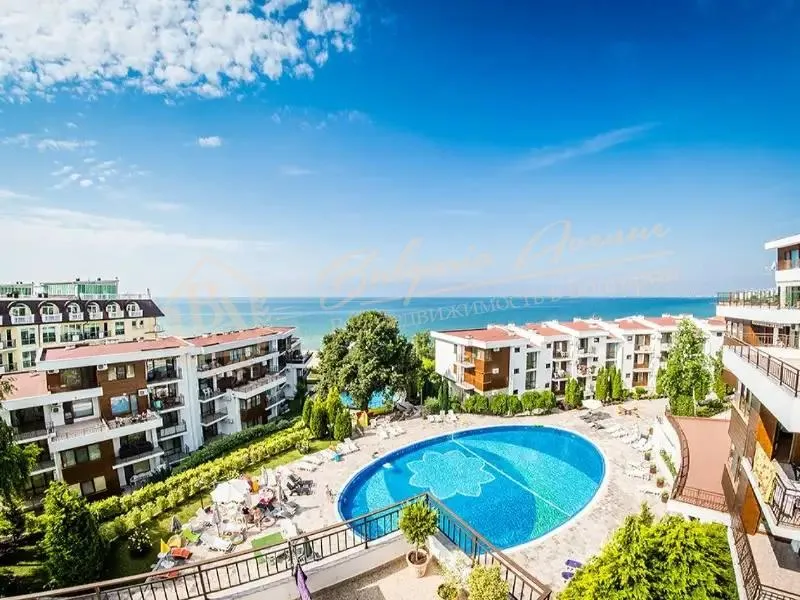 Двухкомнатная квартира в комплексе Messambria Fort Beach, Елените