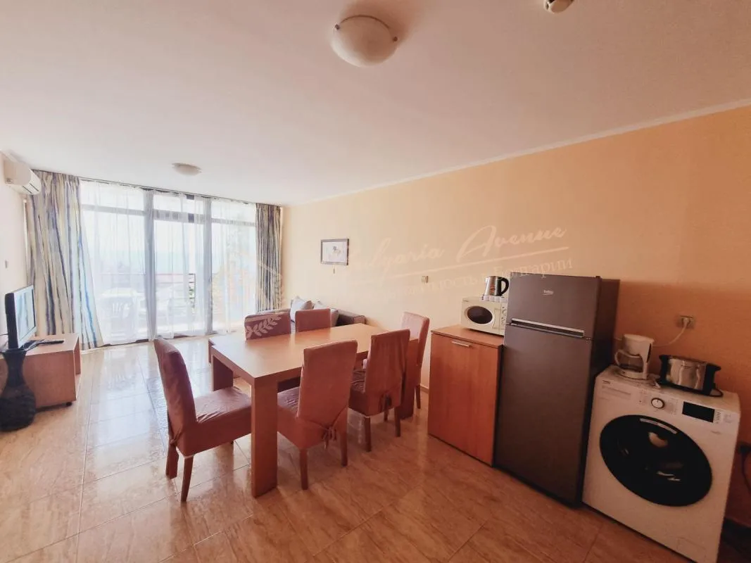 Трехкомнатный апартамент с панорамным видом на море в комплексе "Диамант"