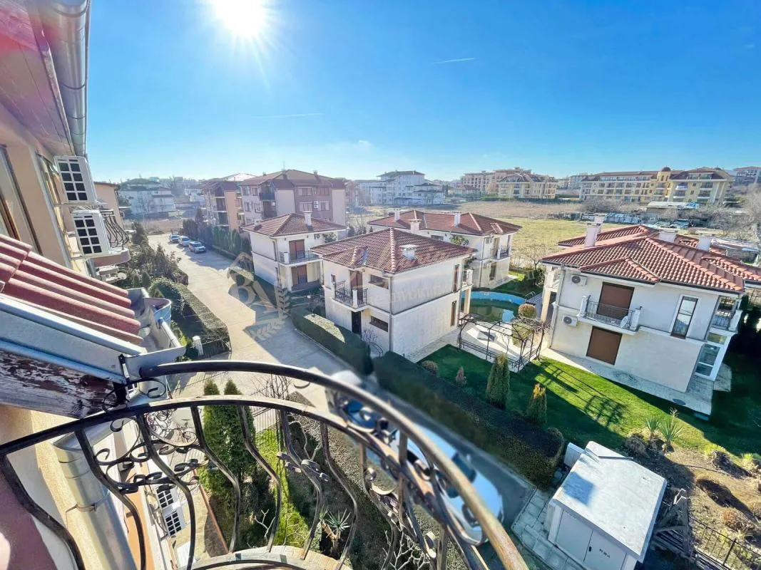 Недорогая трёхкомнатная квартира в Равде - комплекс "Элитония 2"