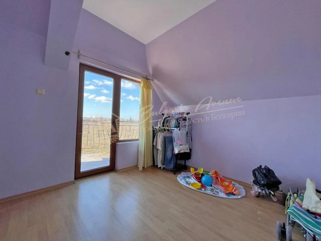 Недорогая трёхкомнатная квартира в Равде - комплекс "Элитония 2"