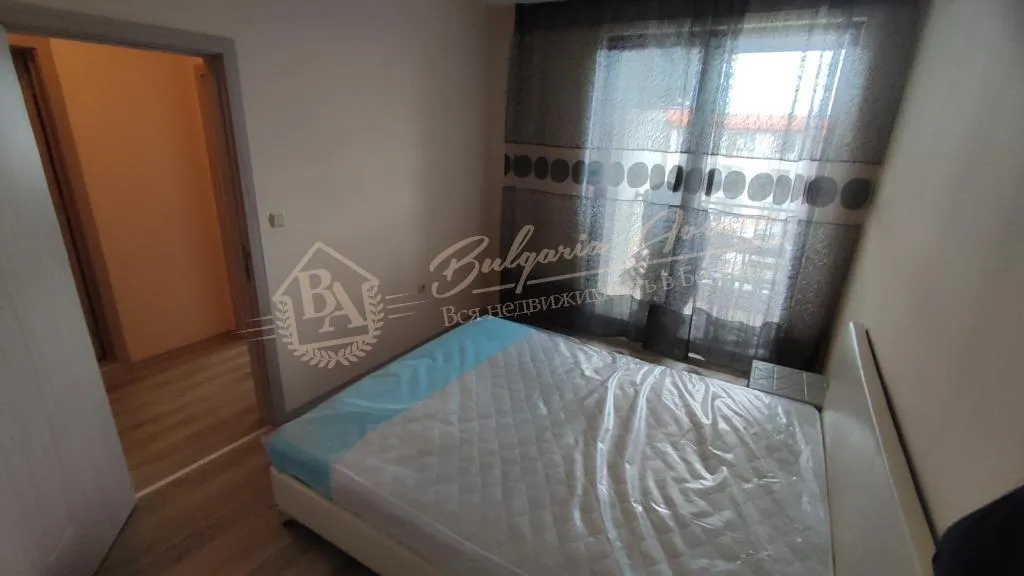 Продажа двухкомнатного апартамента с видом на море в комплексе "Аполлон", Равда