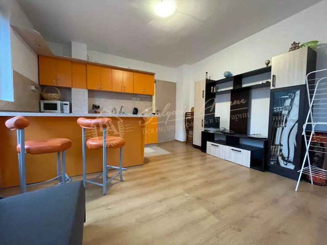 Двухкомнатный апартамент в комплексе "Лагуна 3", кк Солнечный берег