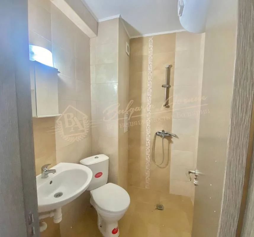 Двухуровневая квартира, тип мезонет, в Равде - жилой дом без таксы поддержки!