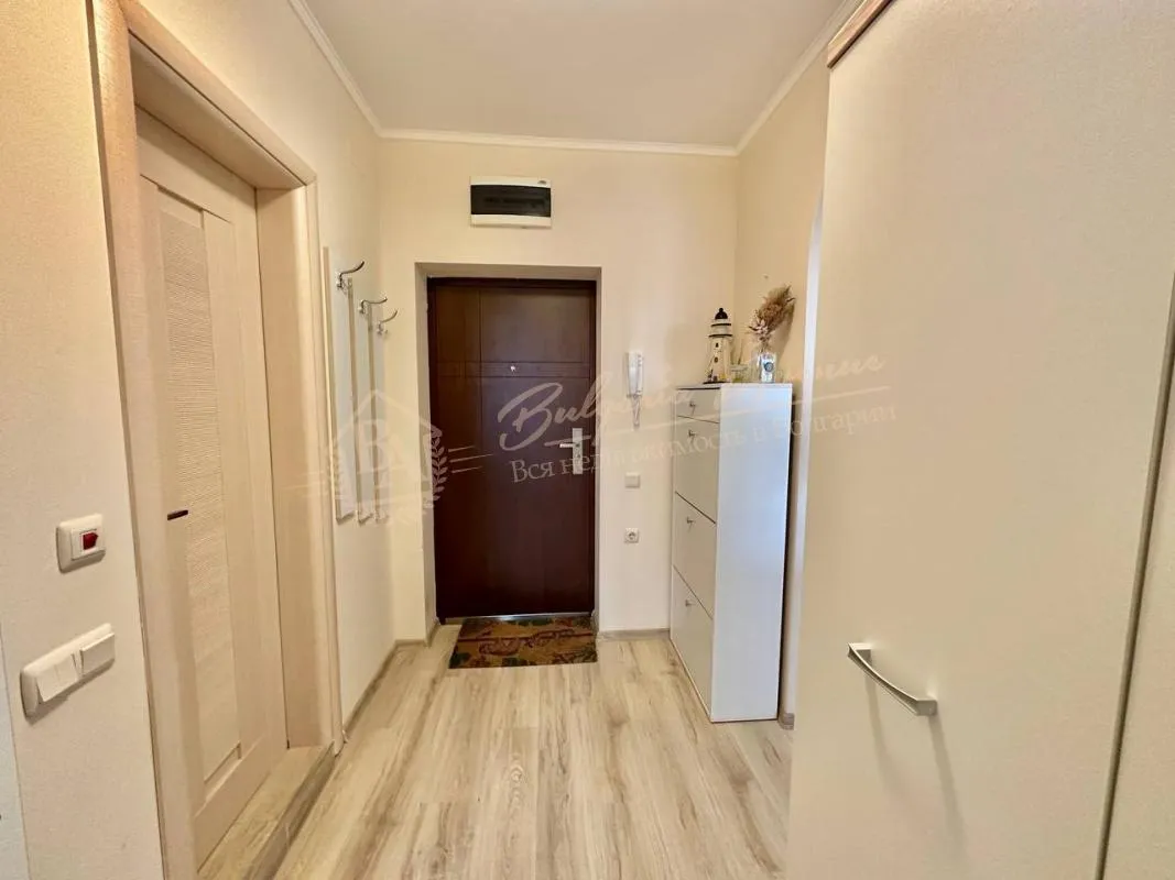 Эксклюзивное предложение - двухкомнатная квартира в комплексе "Посейдон", Несебр