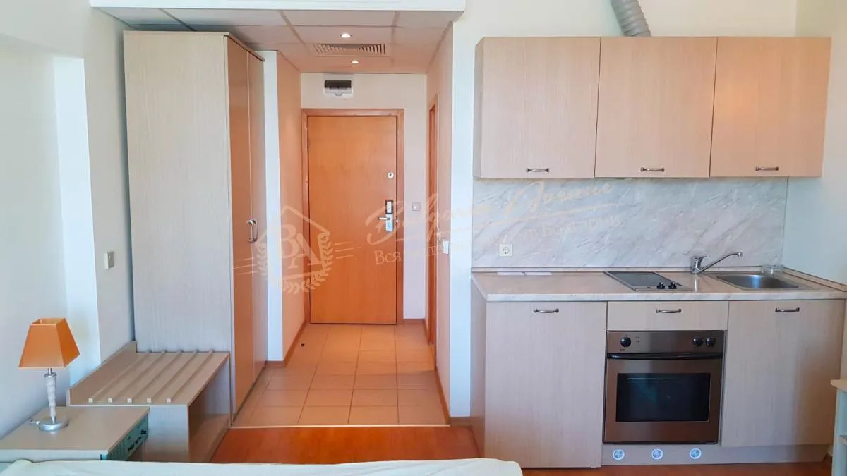 Студия в 4-звездочном комплексе Grand Hotel Oasis, Солнечный берег