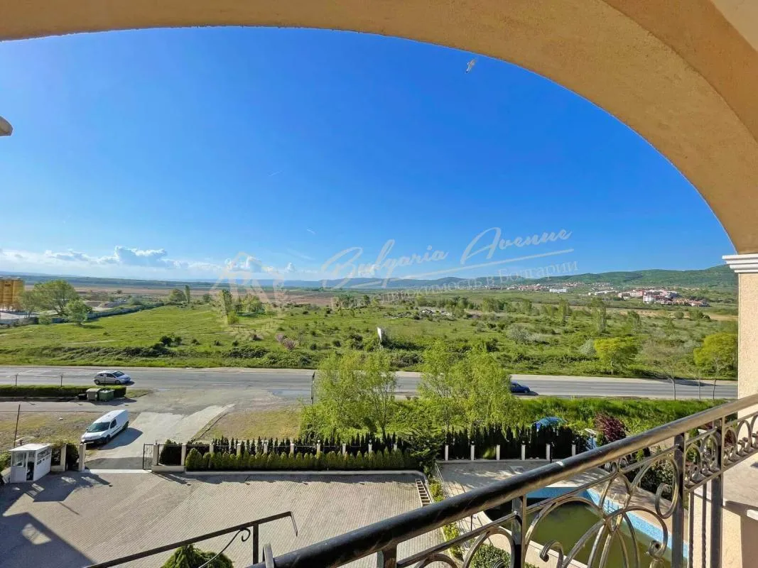 Апартамент с 1 спальней в комплексе Seasons, Солнечный берег