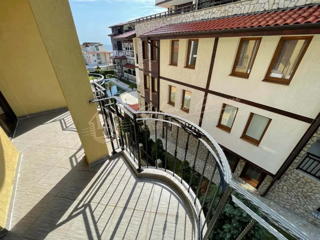 Большой трехкомнатный апартамент с видом на море в комплексе VILLA DALI, Святой Влас