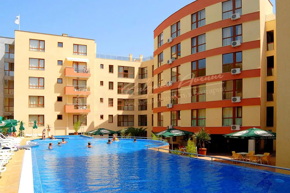 Двухкомнатный апартамент в комплексе Vigo, Несебр