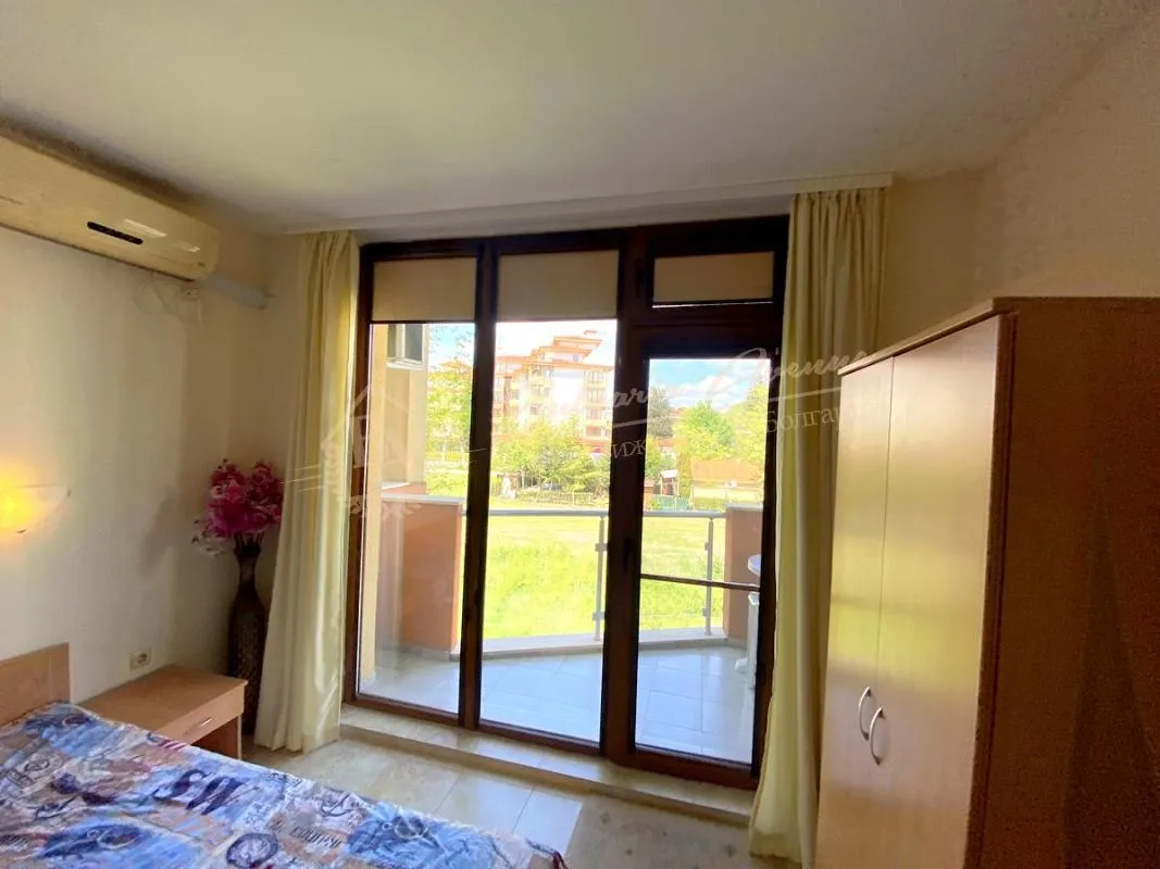 Квартира-студия у моря в комплексе "Палм Марина",  Равда