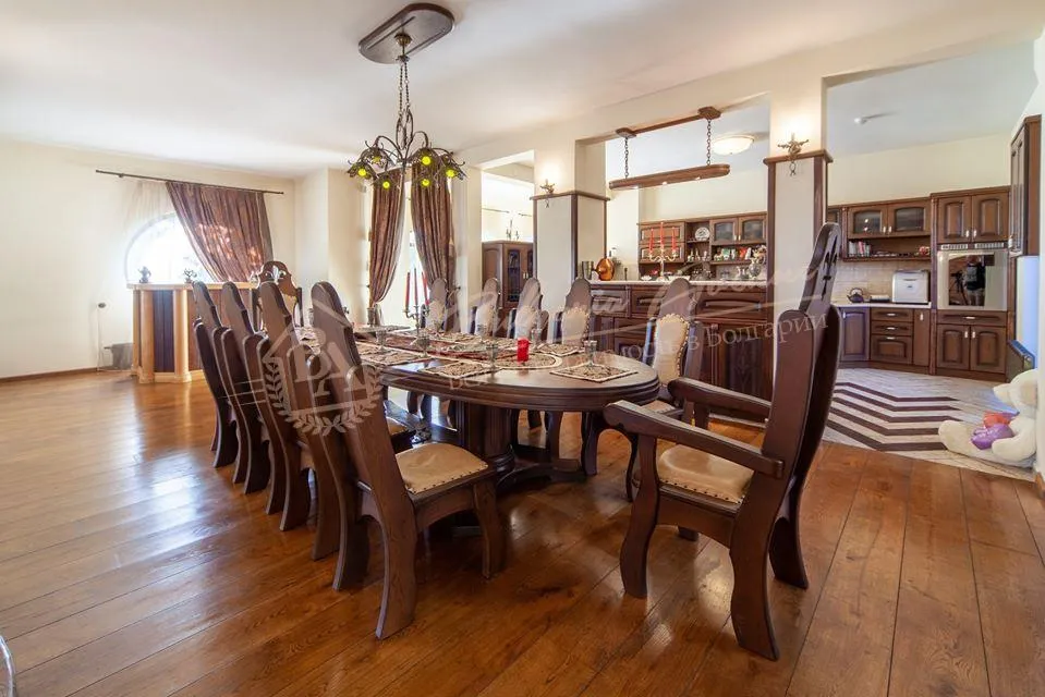 Семейный дом для ценителей роскоши в элитном районе Евксиноград в г.Варна