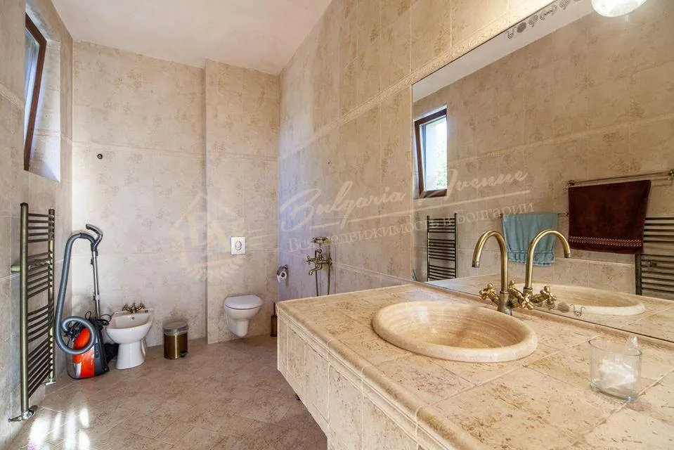 Семейный дом для ценителей роскоши в элитном районе Евксиноград в г.Варна