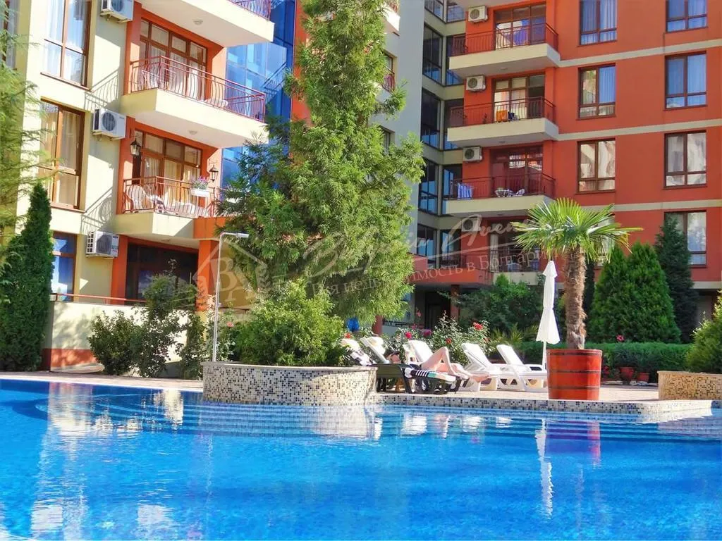 Просторная, меблированная студия в Анита комплексе в к.Солнечный Берег