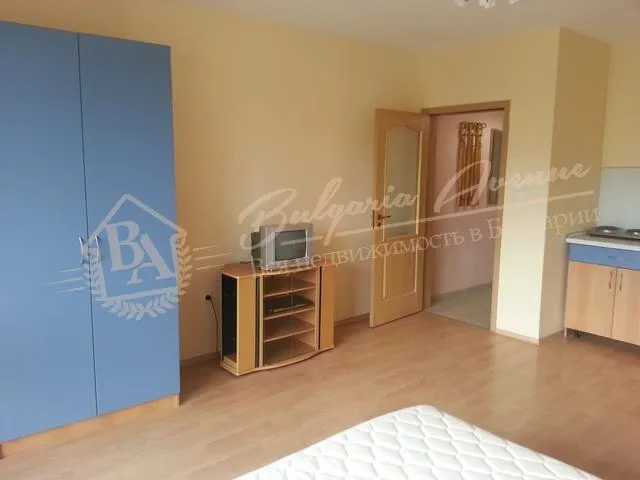 Просторная студия с мебелью и техникой в Sunny Fort, к.Солнечный Берег