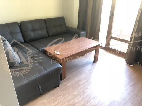 Просторная меблированная квартира на первой линии в г.Св.Влас