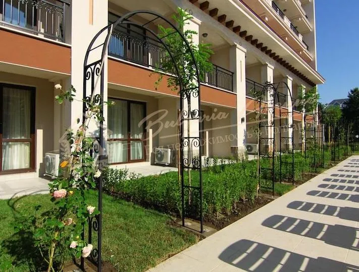 Дизайнерская студия в закрытом комплексе у моря, к.Солненчый Берег