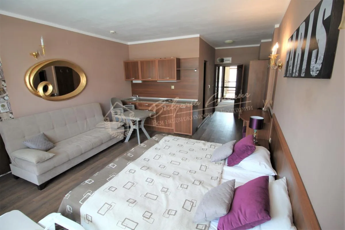 Просторная студия на 2+1, вторая линия в Гренада в к.Солнечный Берег