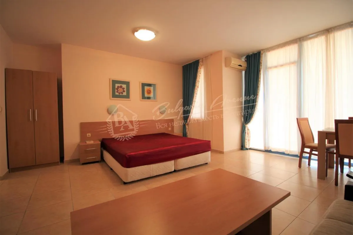 Просторная студия на 2+2, вторая линия в к.Солнечный Берег