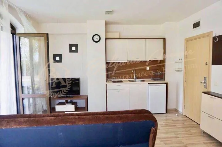 Просторная, меблированная студия с СПА центром, к.Солнечный Берег