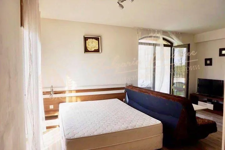 Просторная, меблированная студия с СПА центром, к.Солнечный Берег