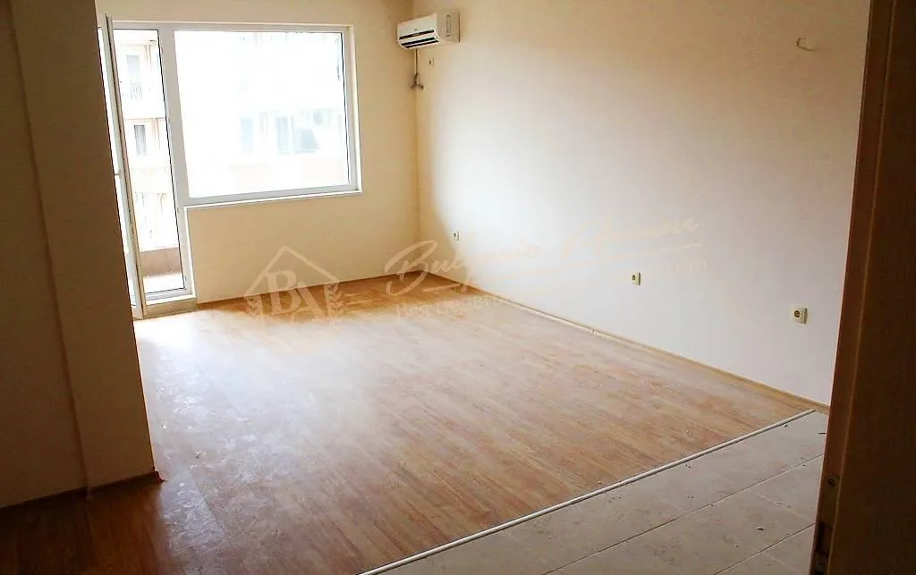 Квартира класс люкс в 250 м от пляжа, г.Несебър