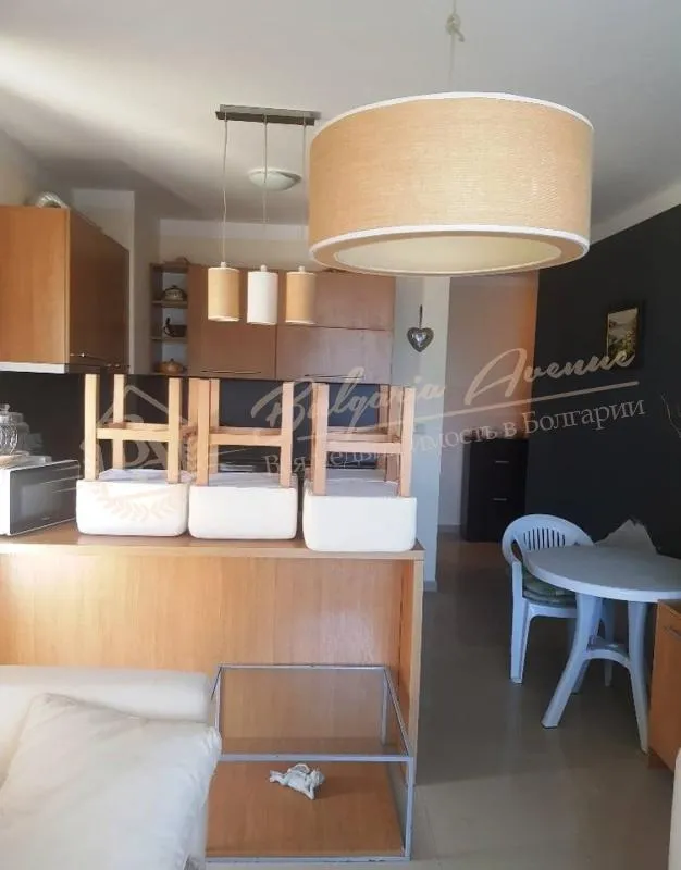 Дизайнерская студия в комплексе Paradise Bay видом на море в г.Созополе