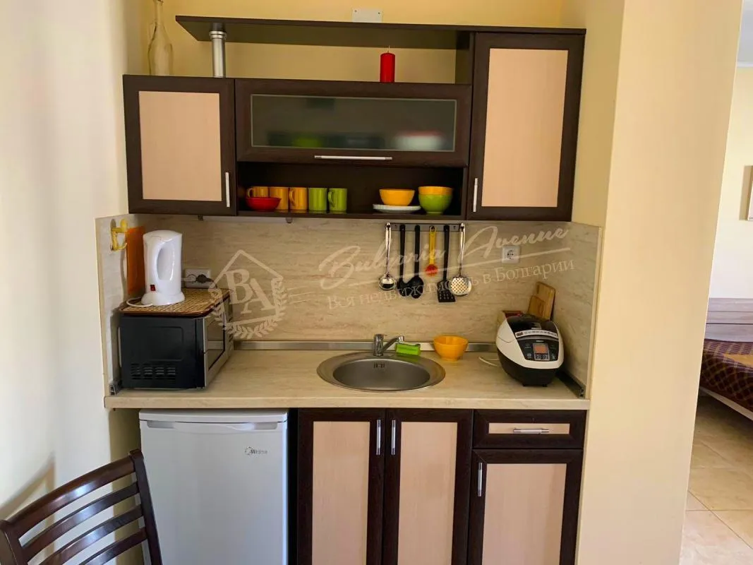 Новая, просторная студия в метрах от пляжа в Равде