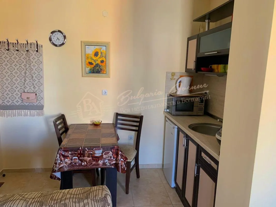 Новая, просторная студия в метрах от пляжа в Равде