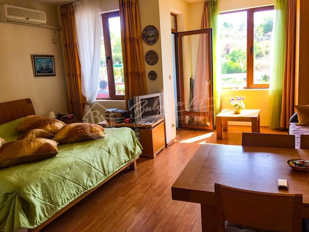 Просторная квартира с видом на море на первой линии в г.Святой Влас