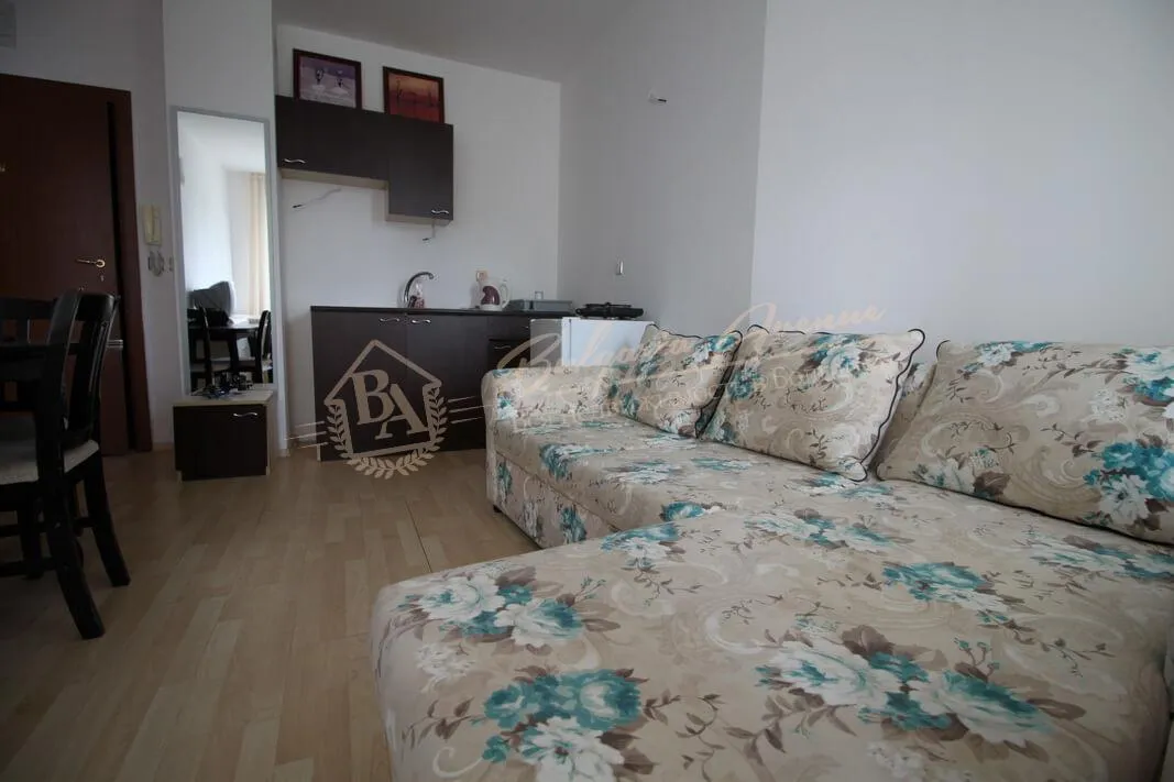 Уютный апартамент с 1 спальней, к.Солнечный Берег