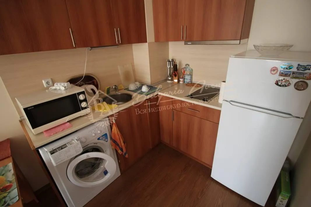 Апартамент с 1 спальней у моря, в 100 м от пляжа, к.Солнечный Берег