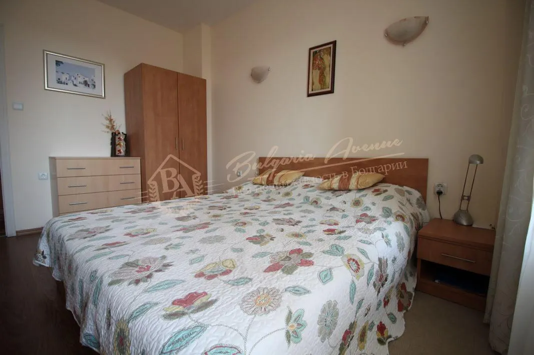 Апартамент с 1 спальней у моря, в 100 м от пляжа, к.Солнечный Берег