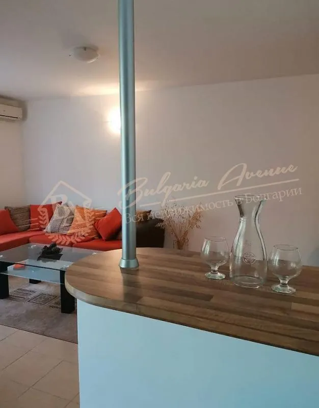 Новая двухкомнатная квартира с мебелью на море в к.Солненчый Берег