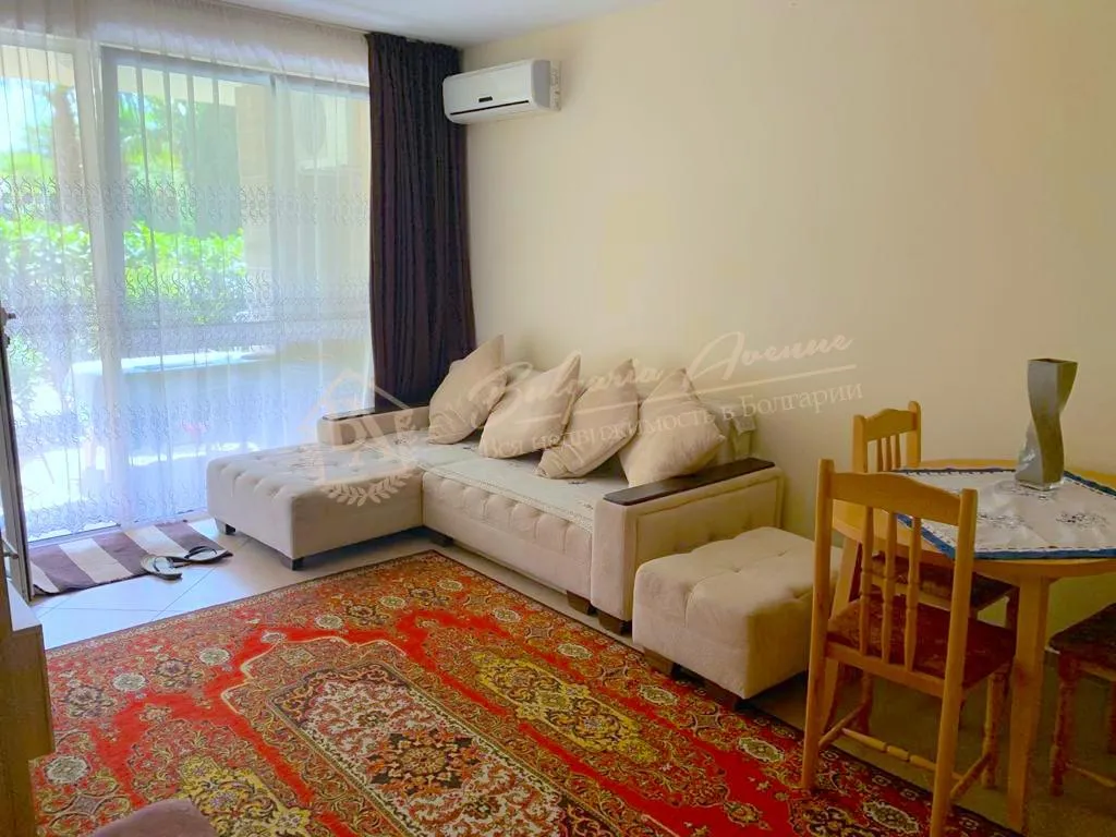 Двухкомнатная квартира с мебелью на море в к.Солненчый Берег