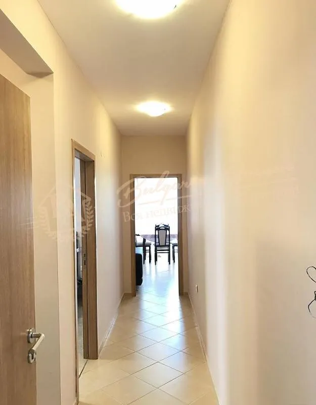 Двухкомнатная квартира в жилом доме в Равде без таксы поддержки