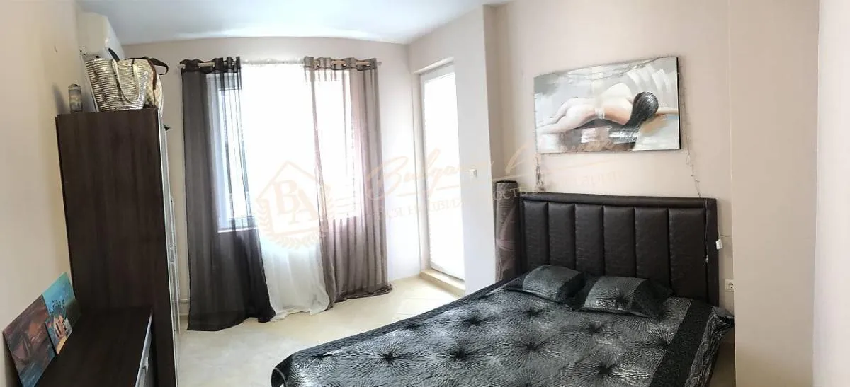 Двухкомнатная квартира в жилом доме в Равде без таксы поддержки