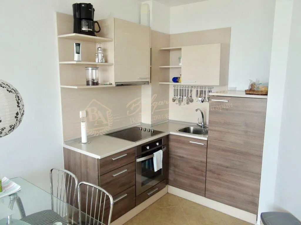 Апартамент с 1 спальней с видом на море на 1 линии, Равда