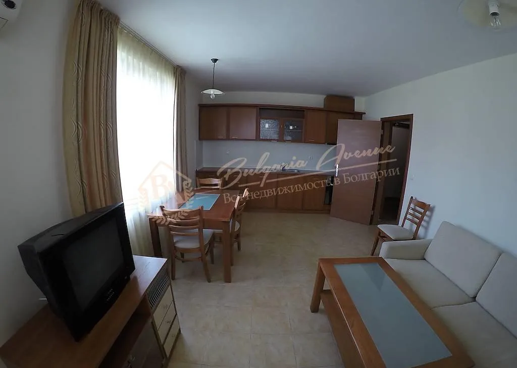 Двухкомнатная квартира для постоянного проживания в с. Равда