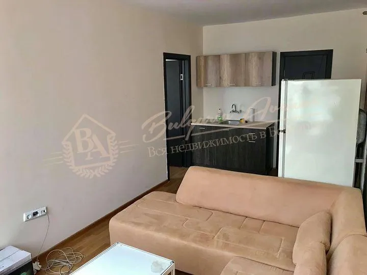 Двухкомнатная квартира с мебелью, без платы за обслуживание в г.Несебр