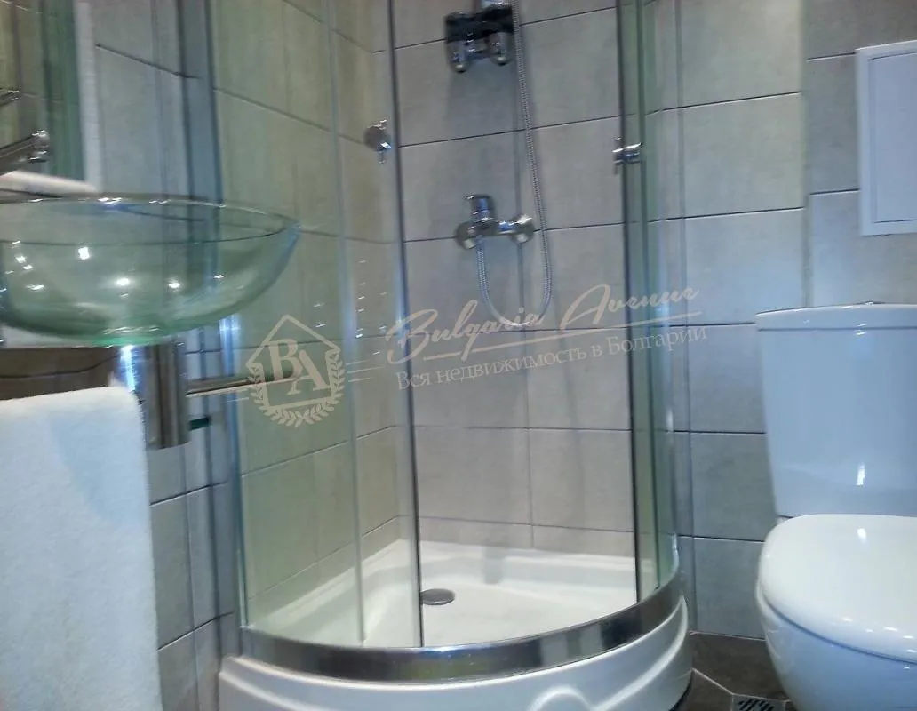 Двухкомнатная квартира в центральной части к.Солнечный берег