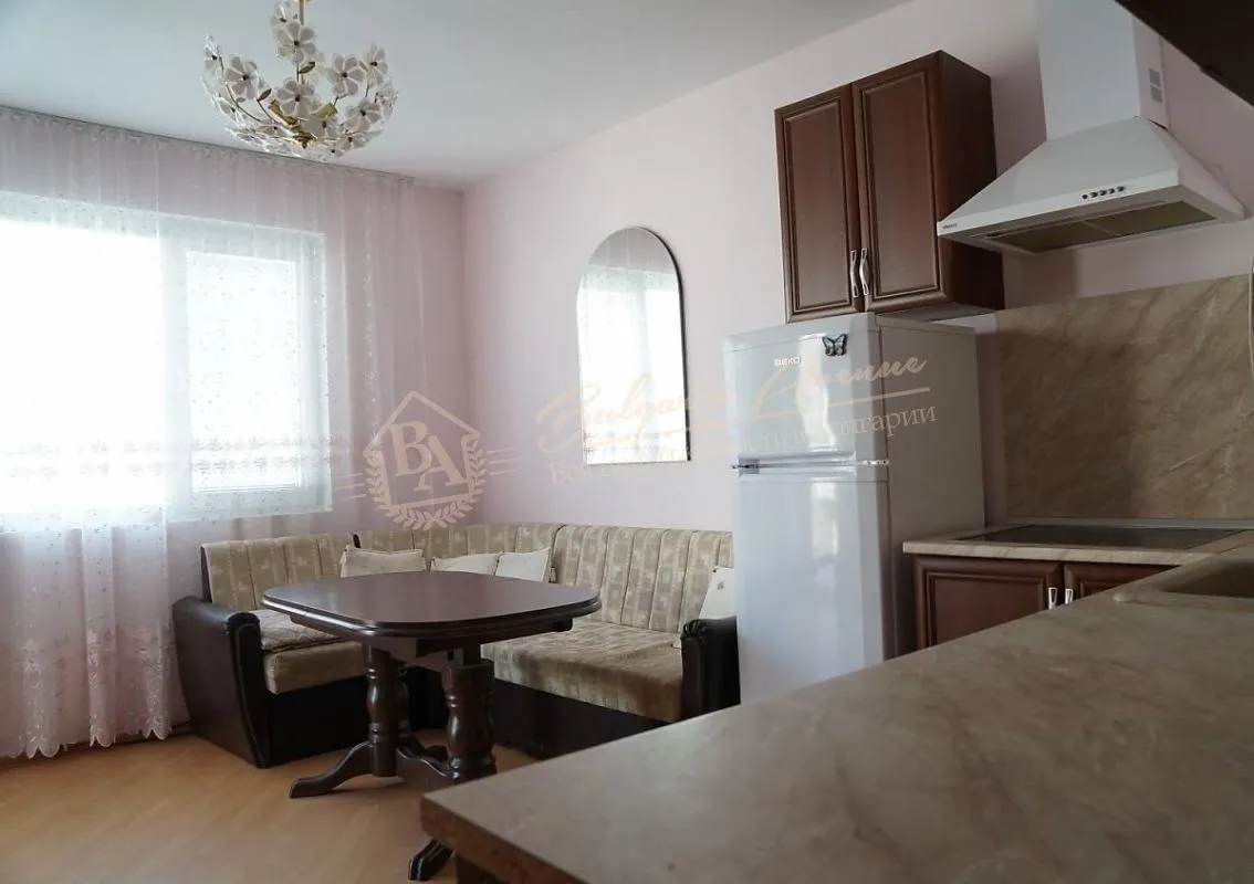 Двухкомнатная квартира без таксы поддержки у моря в с.Равда