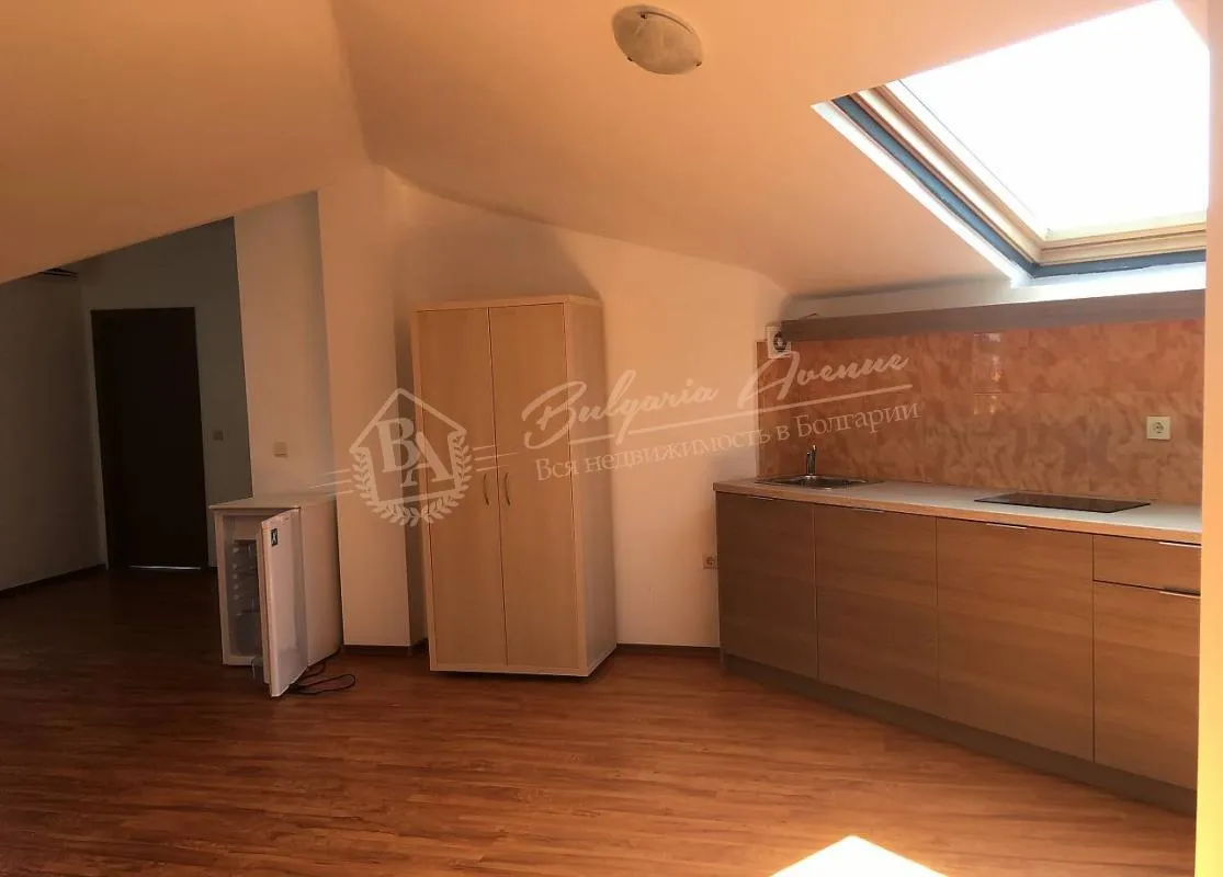 Просторная двухкомнатная квартира в закрытом комплексе, к.Солнечный берег