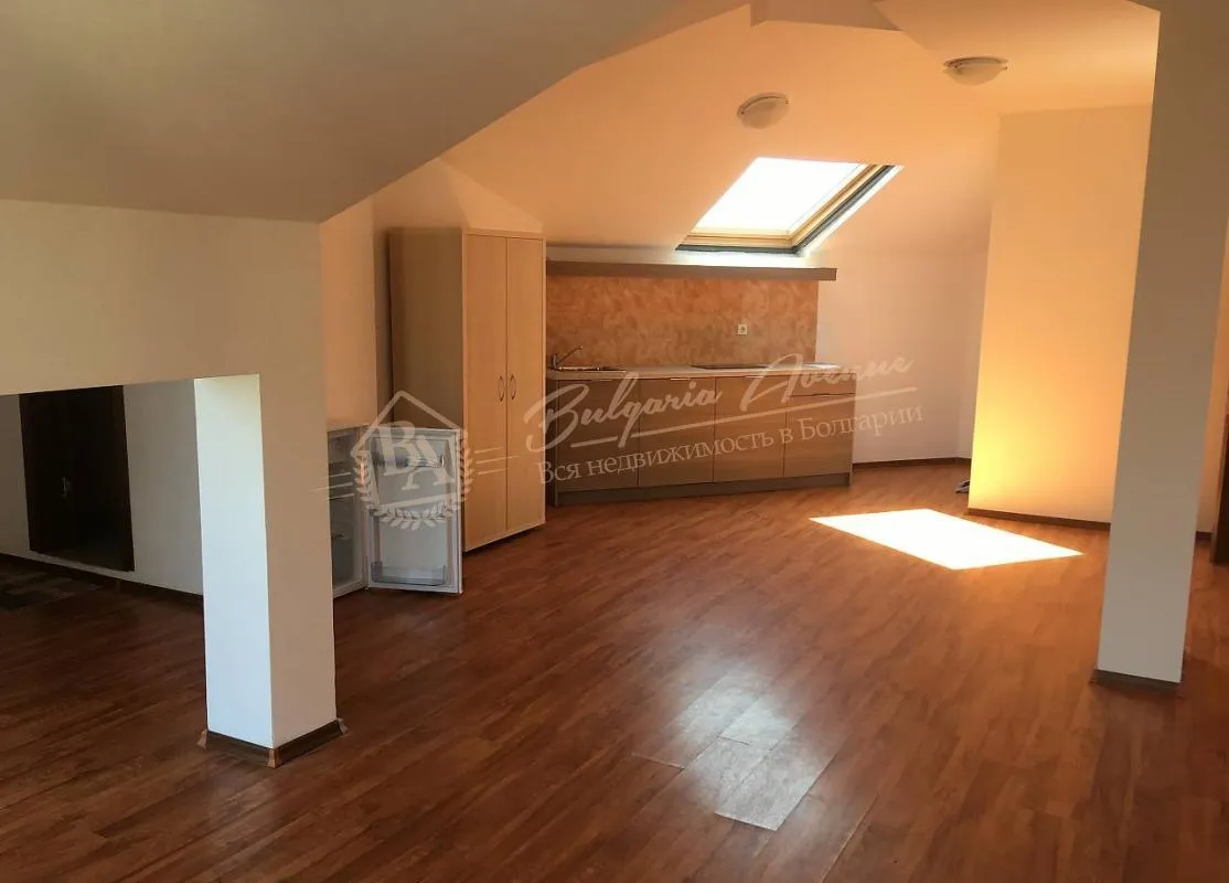 Просторная двухкомнатная квартира в закрытом комплексе, к.Солнечный берег