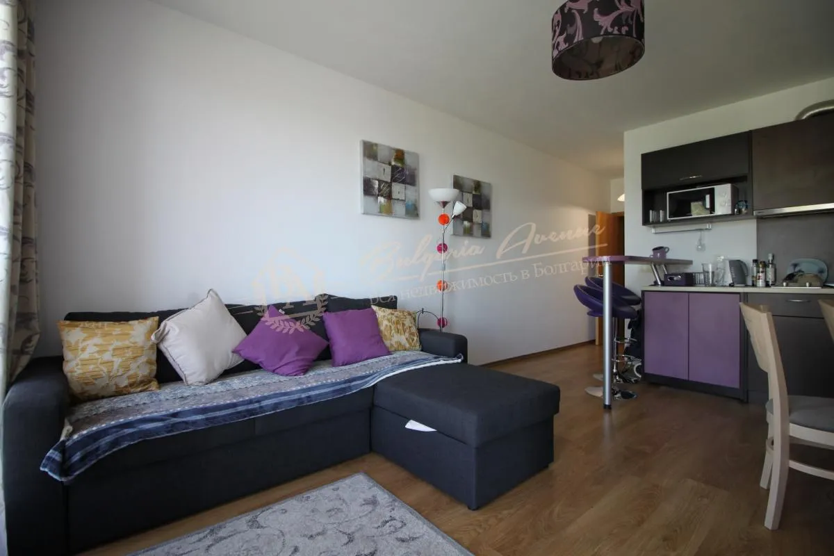 Дизайнерский апартамент с 1 спальней, к.Солнечный Берег