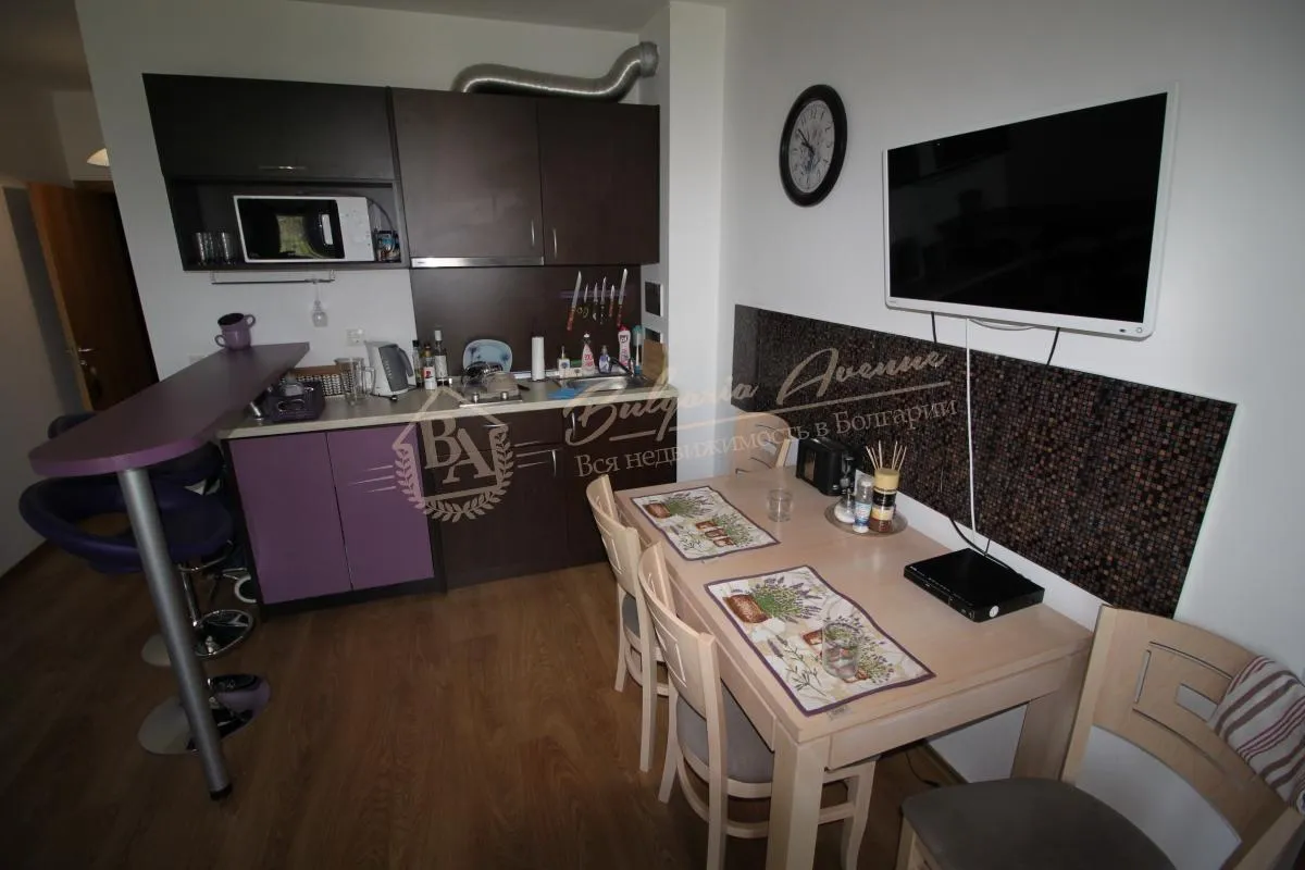 Дизайнерский апартамент с 1 спальней, к.Солнечный Берег