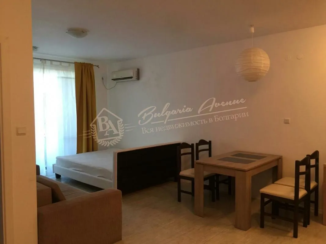 Двухкомнатная квартира с мебелью в элитном комплексе в г.Созополь