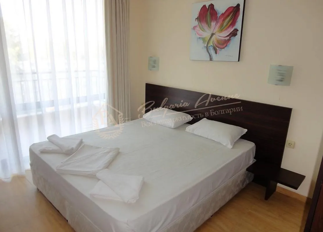 Двухкомнатная квартира на первой линии моря, к. Солнечный берег