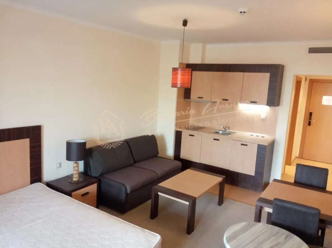 Комплекс Majestic - студия, курорт Солнечный Берег, 1 линии моря